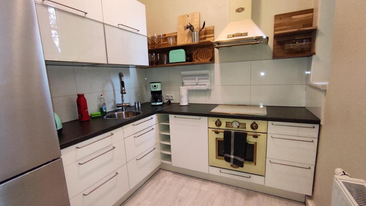 Ferienwohnung Cottbuser City Exteriör bild